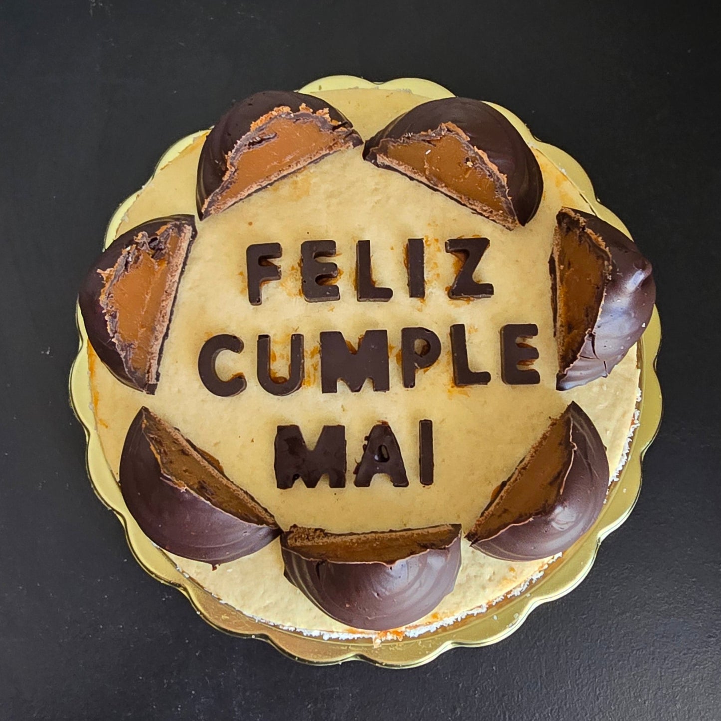 AlfaCake (cake sized alfajor)