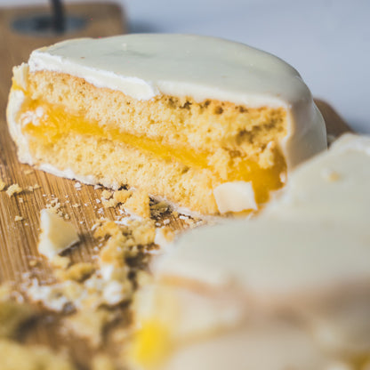 Lemon White alfajor