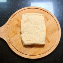 Load image into Gallery viewer, Cheese bread (chipa/pão de queijo/pan padano)
